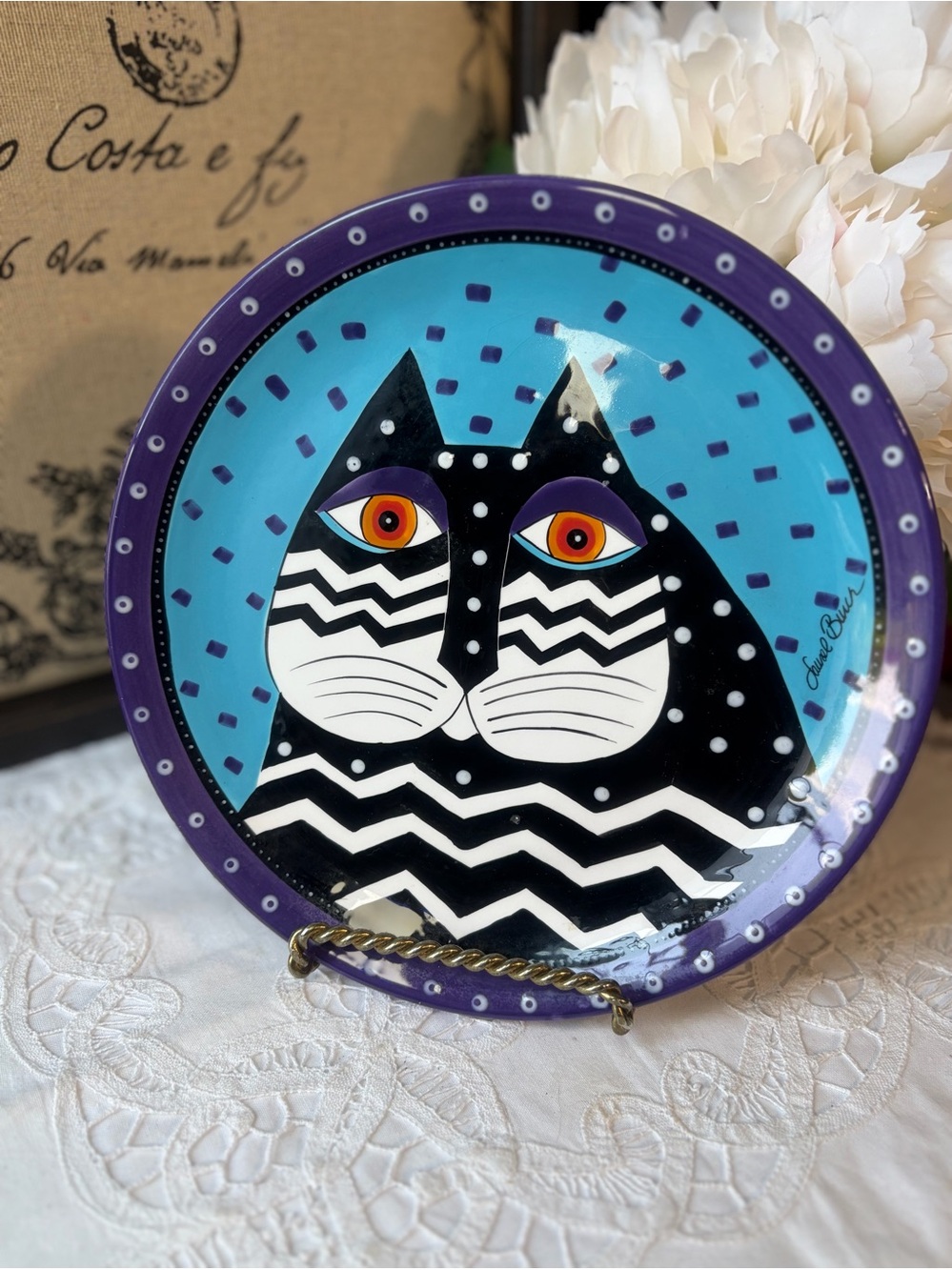 Vintage Laurel Burch black, and white cat ceramic plate 8” lunch